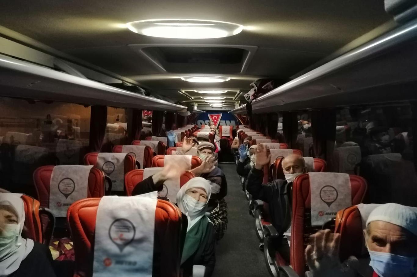 Umre dönüşü karantinaya alınan 168 kişi tahliye edildi Umre dönüşü karantinaya alınan 168 kişi tahliye edildi